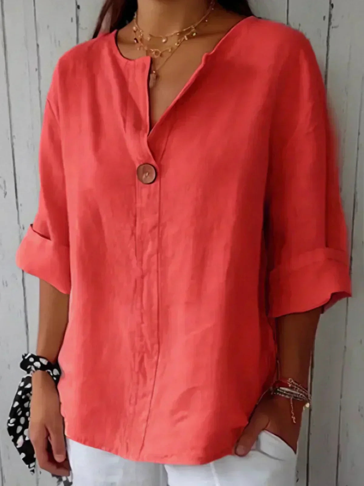 Selena – Leichte V-Ausschnitt Bluse