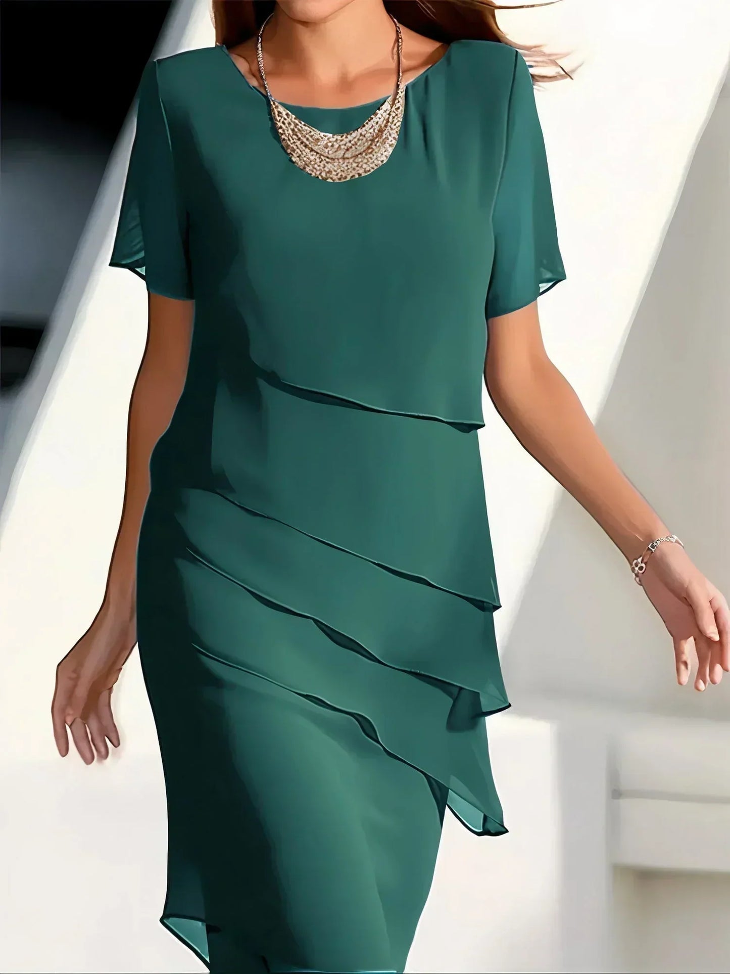 Leslie – Elegantes Kleid mit Bauchbedeckung